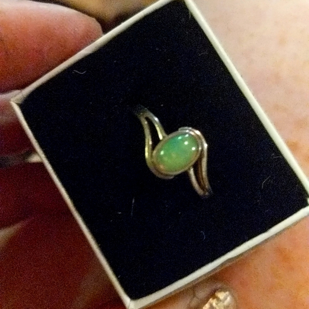 Ethiopian fire opal /925 rings